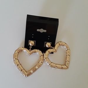 Gold bamboo hoop hearts